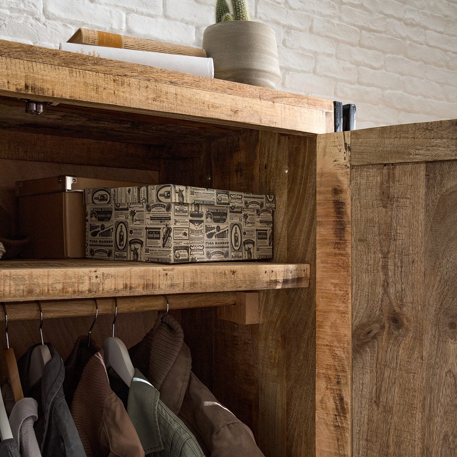 Wolf-Möbel Armoire à portes battantes Iron I - Manguier massif – Image 9